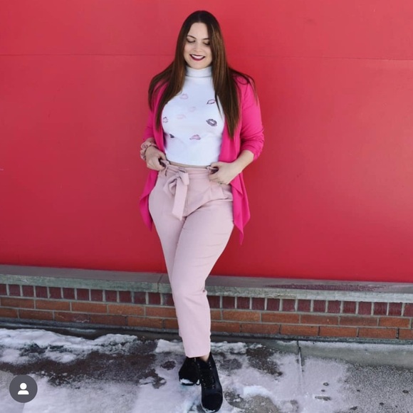 Meet your Posher, Katie - Picture 1 of 1